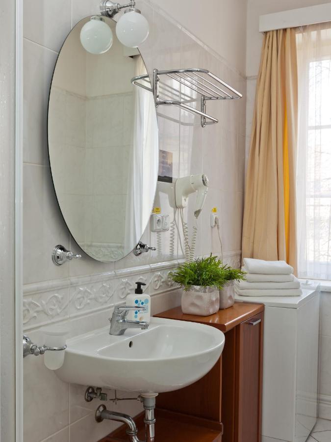 Apartment Lovely - Truhlarska Prague