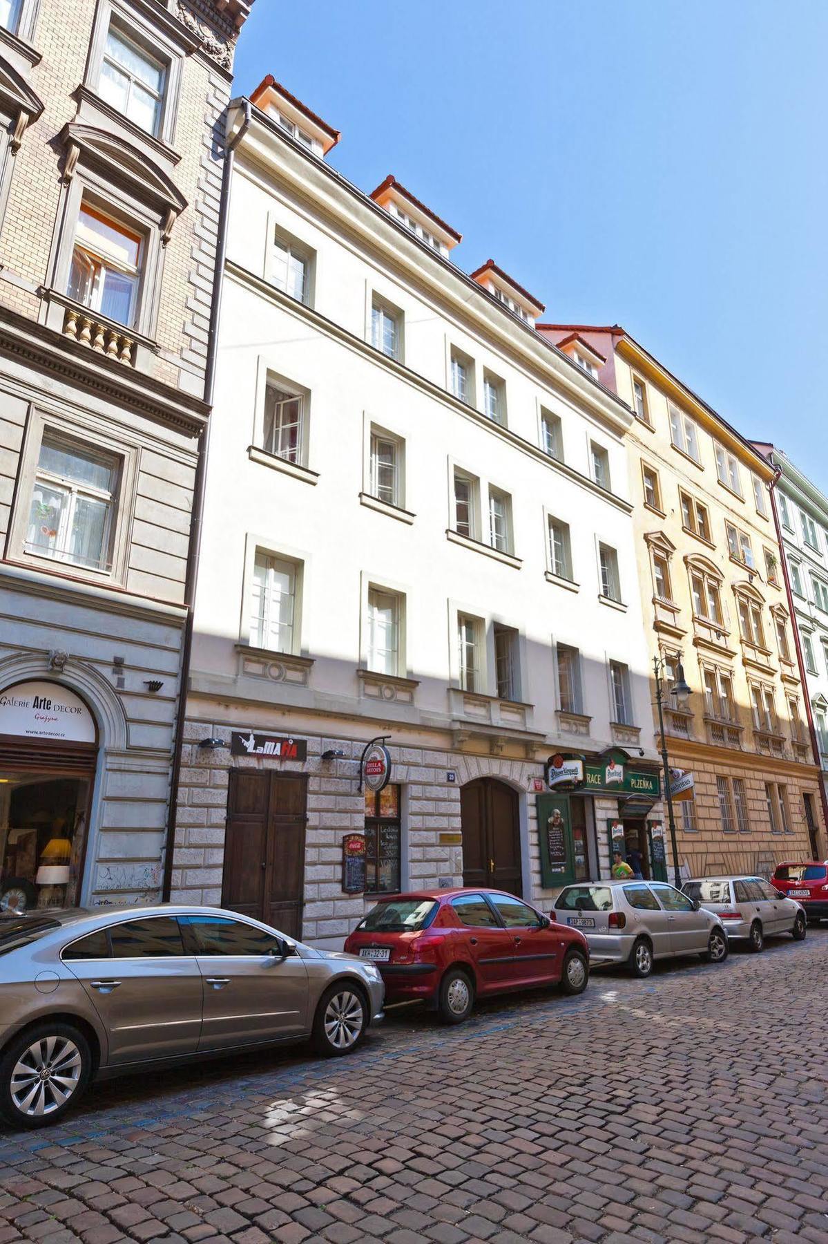 Apartment Lovely - Truhlarska